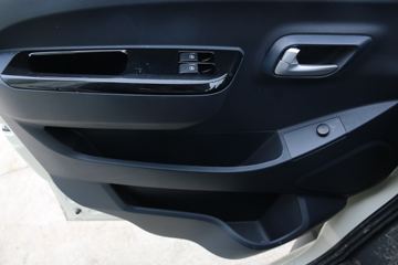 ���� ����V3 1.6L 122���� 3.7�׵�����ʽ΢��(����)(BJ5030XXY5JV7-32)ͼƬ