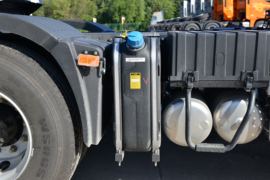 大运新N8E&nbsp;牵引车底盘                                                图片