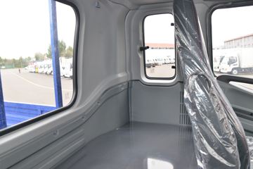 ���� ����˹V8 170���� 5.48���Ű������ػ���ͼƬ