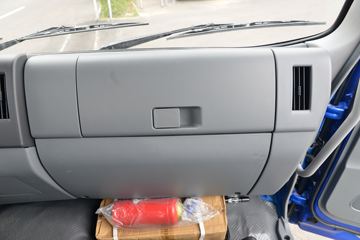 ���� ����˹V8 170���� 5.48���Ű������ػ���ͼƬ