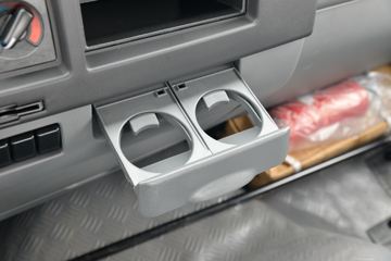 ���� ����˹V8 170���� 5.48���Ű������ػ���ͼƬ