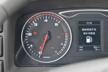 ���� ����˹V8 170���� 5.48���Ű������ػ���ͼƬ