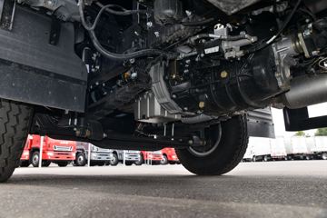 ���� ����˹V8 170���� 5.48���Ű������ػ���ͼƬ