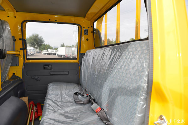 ������ʮ��100P���̻Ƶ�˫���Ѿ����� �ֳ�һ̨