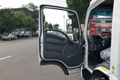 庆铃 五十铃KV100 120马力 4.13米单排厢式轻卡(国六)(QL5042XXYBUHA)