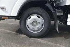 庆铃 五十铃KV100 120马力 4.13米单排厢式轻卡(国六)(QL5042XXYBUHA)