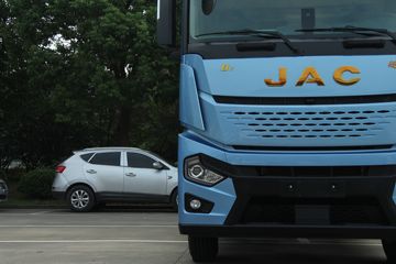 ���� ��ԽQ7�ؿ� 460���� 6X4 ǣ����(����)ͼƬ