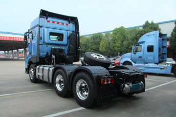 ���� ��ԽQ7�ؿ� 460���� 6X4 ǣ����(����)ͼƬ