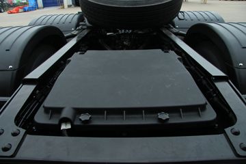 ���� ��ԽQ7�ؿ� 460���� 6X4 ǣ����(����)ͼƬ