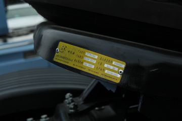 ���� ��ԽQ7�ؿ� 460���� 6X4 ǣ����(����)ͼƬ