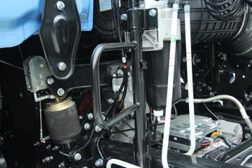 ���� ��ԽQ7�ؿ� 460���� 6X4 ǣ����(����)ͼƬ