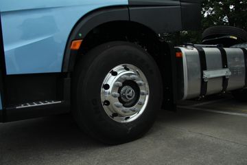 ���� ��ԽQ7�ؿ� 460���� 6X4 ǣ����(����)ͼƬ