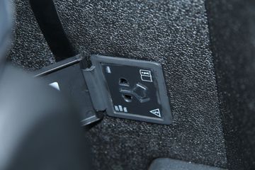 ���� ��ԽQ7�ؿ� 460���� 6X4 ǣ����(����)ͼƬ