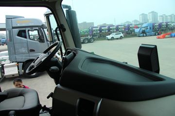 ���� ��ԽQ7�ؿ� 460���� 6X4 ǣ����(����)ͼƬ