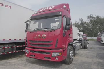 ���� ����˹Q9 220���� 4X2 8.2����ʽ�ػ���(����)(HFC5181XXYB80K1E4S)ͼƬ