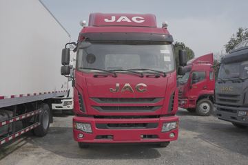 ���� ����˹Q9 220���� 4X2 8.2����ʽ�ػ���(����)(HFC5181XXYB80K1E4S)ͼƬ