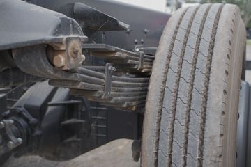 ���� ����˹Q9 220���� 4X2 8.2����ʽ�ػ���(����)(HFC5181XXYB80K1E4S)ͼƬ