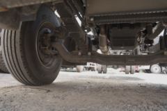 江淮 德沃斯Q9 220马力 4X2 8.2米厢式载货车(国六)(HFC5181XXYB80K1E4S)