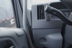 江淮 德沃斯V8 170马力 5.48米排半栏板载货车(国六)(HFC1140P61K1D7S)