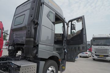 ���� �����K7�ؿ� ���ʰ� 490���� 8X4 9.3�� AMT�Զ�����դʽ�ػ���(����)ͼƬ