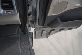 跨越K7 载货车驾驶室                                               图片