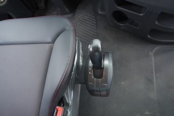 ���� �����K7�ؿ� ���ʰ� 490���� 8X4 9.3�� AMT�Զ�����դʽ�ػ���(����)ͼƬ