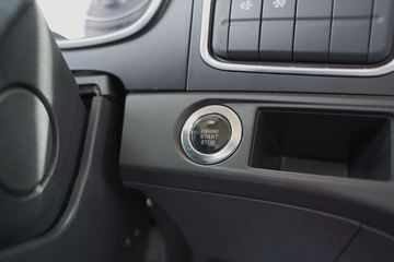 ���� �����K7�ؿ� ���ʰ� 490���� 8X4 9.3�� AMT�Զ�����դʽ�ػ���(����)ͼƬ