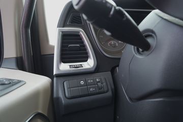 ���� �����K7�ؿ� ���ʰ� 490���� 8X4 9.3�� AMT�Զ�����դʽ�ػ���(����)ͼƬ