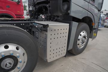 ���� �����K7�ؿ� ���ʰ� 490���� 8X4 9.3�� AMT�Զ�����դʽ�ػ���(����)ͼƬ