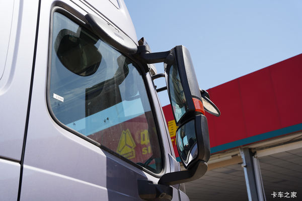 �Ż�2�� �Ϻ�HOWO TH7ǣ�������ȴ�����