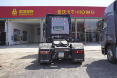 中国重汽 HOWO TH7重卡 510马力 6X4 AMT自动挡牵引车(国六)(ZZ4257V324HF1B)