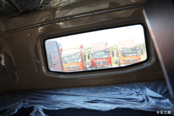 �Ż�2�� �Ϻ�HOWO TH7ǣ�������ȴ�����