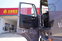 中国重汽 HOWO TH7重卡 510马力 6X4 AMT自动挡牵引车(国六)(ZZ4257V324HF1B)