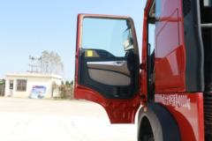 中国重汽 HOWO TX重卡 460马力 6X4 牵引车(ZZ4257V324GE1)