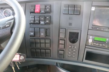 �й����� HOWO T7H�ؿ� 440���� 6X4ǣ����(12��)ͼƬ