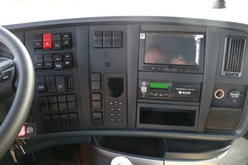 �й����� HOWO T7H�ؿ� 440���� 6X4ǣ����(12��)ͼƬ