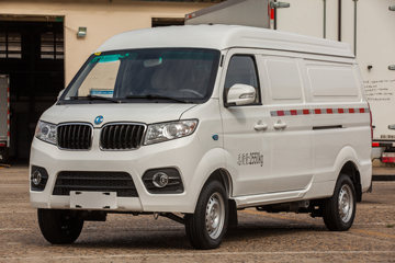 东风股份 御风EM19 2.6T 4.5米纯电动物流车(续航185km)32.26kWh