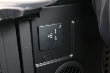 ó 콢GX 520 4X2 AMTԶǣ()(DFH4180C2)ͼƬ