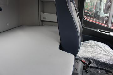 ���� ŷ��GTL ������ 290���� 6X2 8.6�ײ�դʽ�ػ���(����)ͼƬ