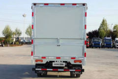 中国重汽HOWO 小帅 130马力 4X2 3.95米单排售货车(ZZ5047XSHF3111F138)
