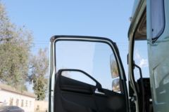 青岛解放 JK6重卡 290马力 6X2 9.8米仓栅式载货车(国六)(CA5250CCYP28K1L8T3AE6)