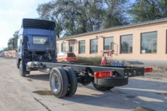 青岛解放 JK6中卡 220马力 4X2 6.75米仓栅式载货车(国六)(378后桥)(CA5180CCYP28K1L4E6)