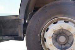 青岛解放 JK6重卡 290马力 6X2 9.8米仓栅式载货车(国六)(CA5250CCYP28K1L8T3AE6)