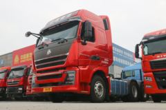 中国重汽 HOWO TH7重卡 550马力 6X4 AMT自动挡牵引车(国六)(ZZ4257W324HF1B)