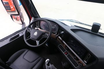 �й����� HOWO TH7�ؿ� 550���� 6X4 AMT�Զ���ǣ����(����)(ZZ4257W324HF1B)ͼƬ