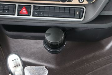 �й����� HOWO TH7�ؿ� 550���� 6X4 AMT�Զ���ǣ����(����)(ZZ4257W324HF1B)ͼƬ