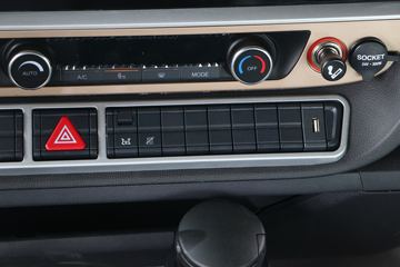 �й����� HOWO TH7�ؿ� 550���� 6X4 AMT�Զ���ǣ����(����)(ZZ4257W324HF1B)ͼƬ