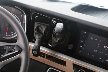 �й����� HOWO TH7�ؿ� 550���� 6X4 AMT�Զ���ǣ����(����)(ZZ4257W324HF1B)ͼƬ