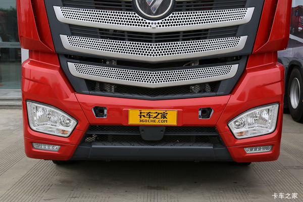 欧曼EST牵引车南昌市火热促销中 让利高达3万