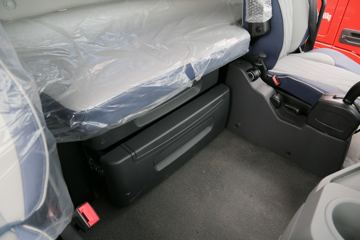 ���� ŷ��EST ��Խ�� 580���� 6X4 AMT�Զ���ǣ����(����)ͼƬ